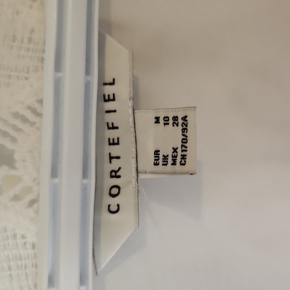 White lace top - Picture 6 of 7